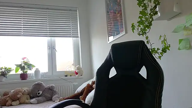 Linsy Kim online show from March 2026 08:53:01 AM