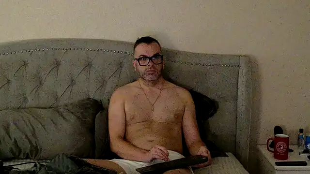 Snapshot of Ty_lerDavid chatting on September 2025 05:49:01 PM Ty lerDavid online show from September 2025 05:49:01 PM