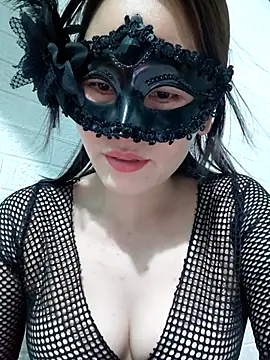 Singlemom69x online show from October 2025 04:24:01 AM