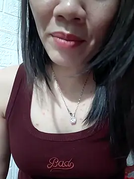 Singlemom69x online show from November 2025 02:32:01 AM