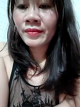 Snapshot of Singlemom69x chatting on July 2026 07:09:02 AM Singlemom69x online show from July 2026 07:09:02 AM