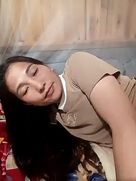 Snapshot of YAYAA-502 chatting on October 2025 01:08:01 PM YAYAA-502 online show from October 2025 01:08:01 PM