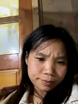 Ngoc-bbi online show from November 2025 02:28:02 PM