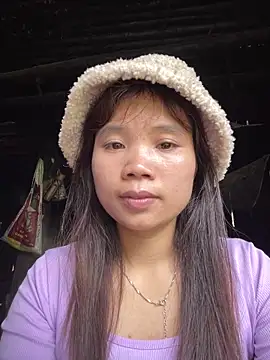 Snapshot of Ngoc-bbi chatting on May 2026 03:35:01 AM Ngoc-bbi online show from May 2026 03:35:01 AM