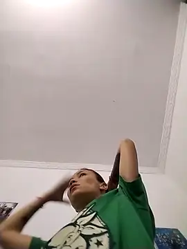 dulcelatin21 online show from October 2025 05:08:02 PM