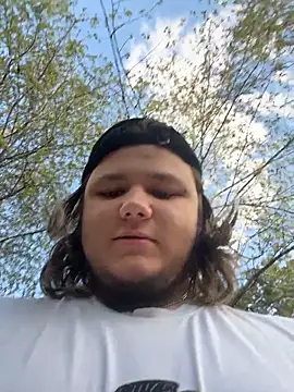 Snapshot of desiredude9 chatting on May 2026 12:21:02 PM desiredude9 online show from May 2026 12:21:02 PM