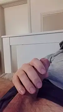 NewJoiner online show from December 2025 06:27:02 PM