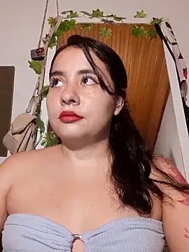 Yuli-27 online show from November 2025 02:32:02 AM