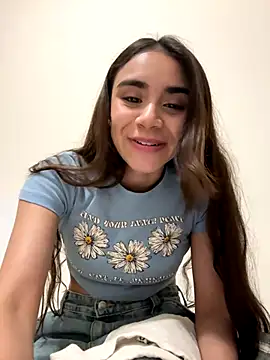 Snapshot of Ariovalle chatting on September 2025 05:07:01 AM Ariovalle online show from September 2025 05:07:01 AM