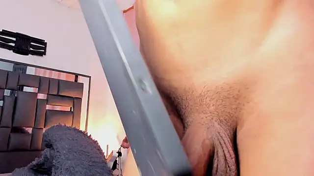 REINA ADAHARA online show from February 2026 11:22:01 PM