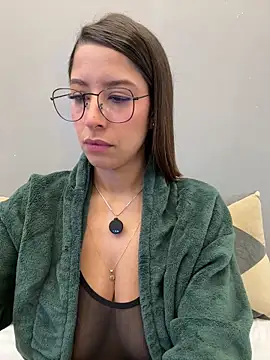 luvely online show from April 2026 08:20:01 PM