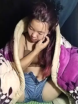 lylylove online show from November 2025 08:21:02 PM