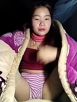 lylylove online show from December 2025 01:13:01 AM