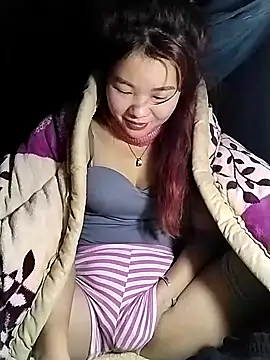 lylylove online show from December 2025 08:16:02 PM