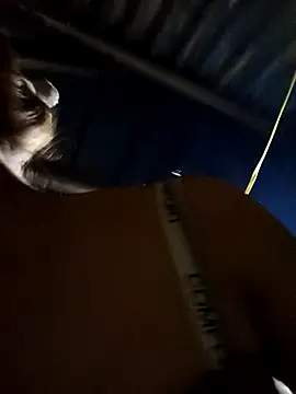 Ngocmi909 online show from November 2025 10:47:02 AM