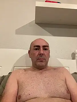 Snapshot of Richmcgee chatting on February 2026 08:32:02 PM Richmcgee online show from February 2026 08:32:02 PM