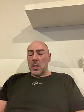 Snapshot of Richmcgee chatting on February 2026 03:21:01 PM Richmcgee online show from February 2026 03:21:01 PM