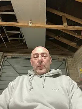 Snapshot of Richmcgee chatting on March 2026 10:38:01 PM Richmcgee online show from March 2026 10:38:01 PM