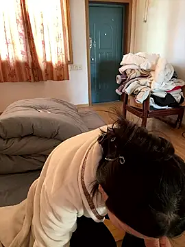 xiiuuff18 online show from January 2026 07:35:01 AM