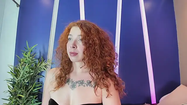 Snapshot of HelenaCole- chatting on September 2025 10:13:01 PM HelenaCole- online show from September 2025 10:13:01 PM