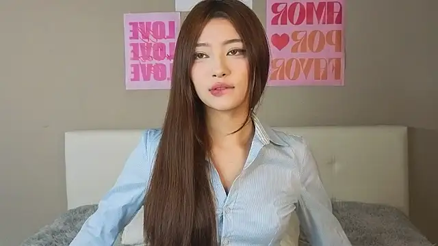 Snapshot of LaurelLeier chatting on February 2026 09:08:01 AM LaurelLeier online show from February 2026 09:08:01 AM