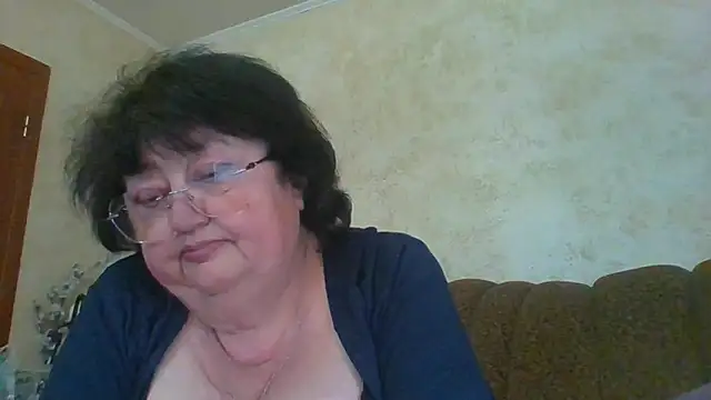 MilaSky5303 online show from April 2026 01:12:02 PM