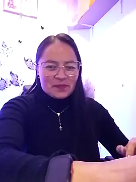 Snapshot of Daliz_Leon chatting on September 2025 02:24:01 AM Daliz Leon online show from September 2025 02:24:01 AM