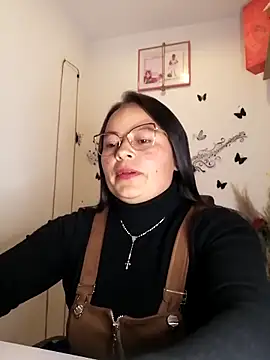 Snapshot of Daliz_Leon chatting on September 2025 03:01:01 AM Daliz Leon online show from September 2025 03:01:01 AM