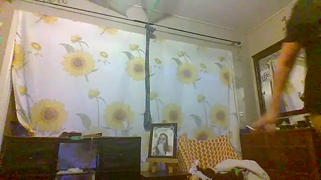 Bored Grandma online show from September 2025 12:07:01 PM