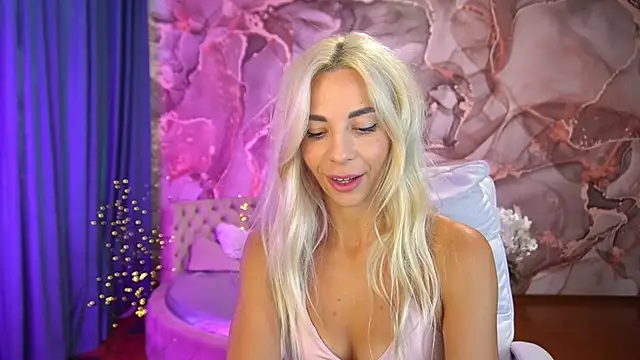 BellaRayyy online show from September 2025 06:04:02 AM