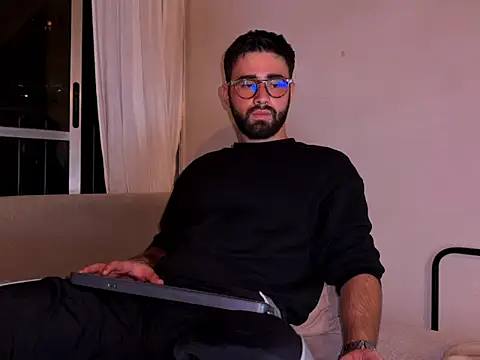 zack sullivan22 online show from March 2026 06:40:02 AM