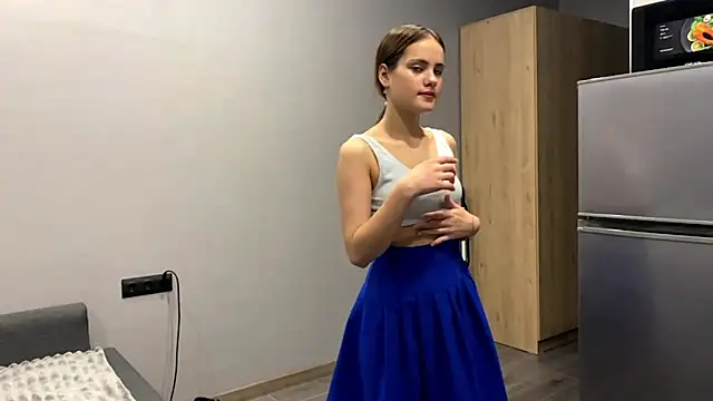 AiMinix online show from September 2025 04:07:01 PM