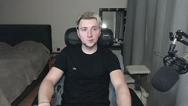 Snapshot of Elvin_Vaenight chatting on October 2025 07:03:02 PM Elvin Vaenight online show from October 2025 07:03:02 PM