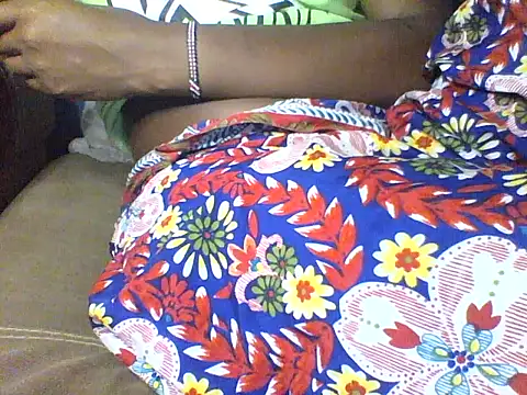 Moongodessy online show from December 2025 08:16:02 PM