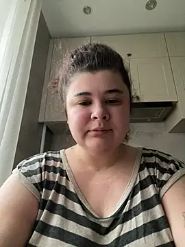 AliceCurlyX online show from February 2026 05:19:01 AM