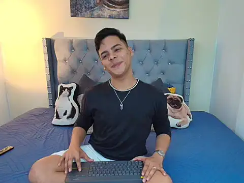 Snapshot of stewart_mateo_ chatting on October 2025 01:59:02 AM stewart mateo  online show from October 2025 01:59:02 AM