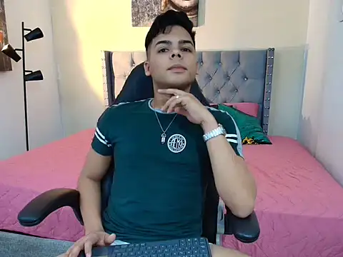 Snapshot of stewart_mateo_ chatting on October 2025 02:04:01 AM stewart mateo  online show from October 2025 02:04:01 AM