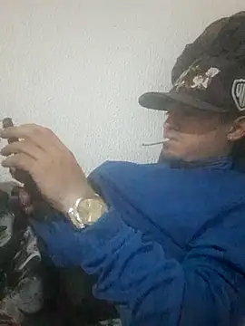 Snapshot of Loquendo2201 chatting on October 2025 03:39:02 AM Loquendo2201 online show from October 2025 03:39:02 AM