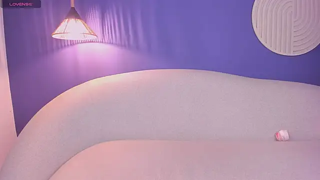 Snapshot of Lunita_naughty chatting on June 2026 03:32:02 PM Lunita naughty online show from June 2026 03:32:02 PM