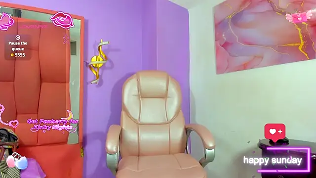 Snapshot of VICTORIAOBEY chatting on November 2025 09:31:01 PM VICTORIAOBEY online show from November 2025 09:31:01 PM