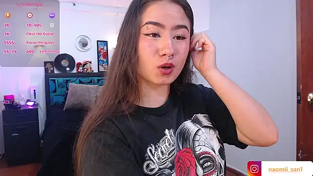 Snapshot of naomii_san chatting on September 2025 08:52:02 PM naomii san online show from September 2025 08:52:02 PM