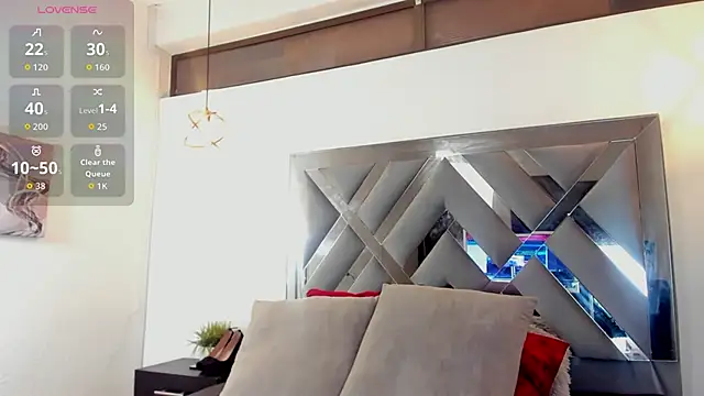 Candy Hott7 online show from November 2025 08:30:02 PM