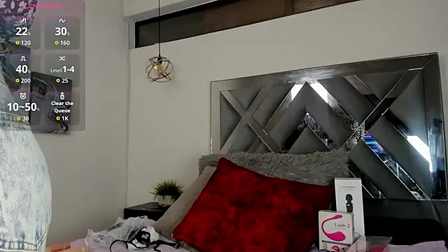 Candy Hott7 online show from November 2025 08:32:01 PM