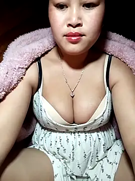 maycuc123 online show from January 2026 12:49:02 AM