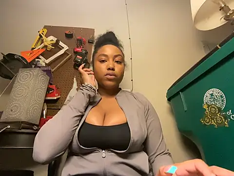 princesslivv online show from February 2026 04:41:02 AM