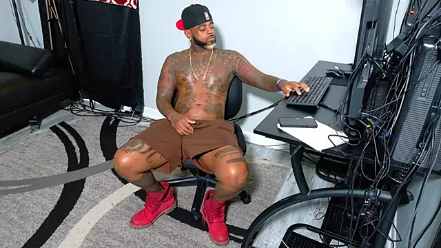 SLANGONDEMHOES online show from October 2025 03:35:02 PM