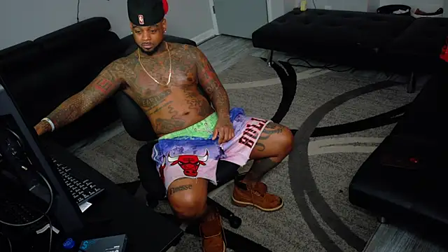 SLANGONDEMHOES online show from April 2026 01:19:01 PM