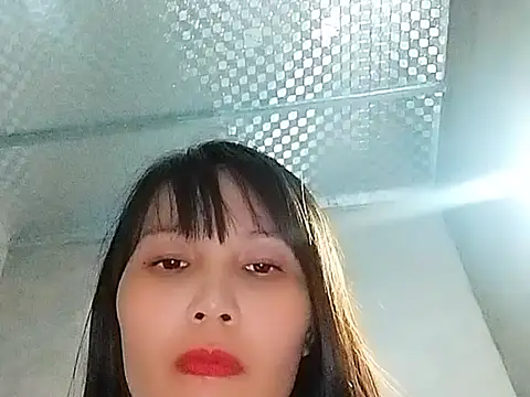 Siglemom sexy online show from October 2025 08:01:01 AM