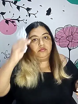 curvy diva  online show from September 2025 11:10:02 AM