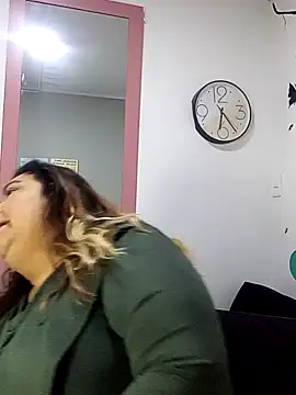 curvy diva  online show from September 2025 11:11:01 AM